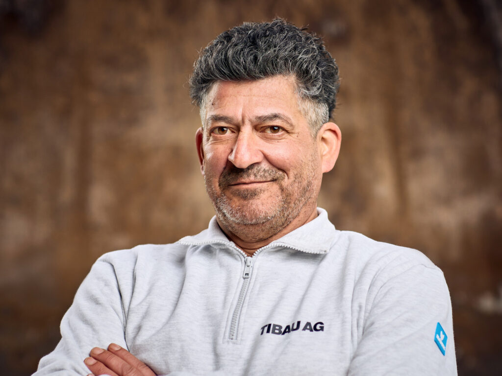 Portraitsmitarbeitendetibau 12