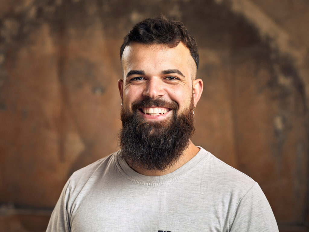 Portraitsmitarbeitendetibau 16