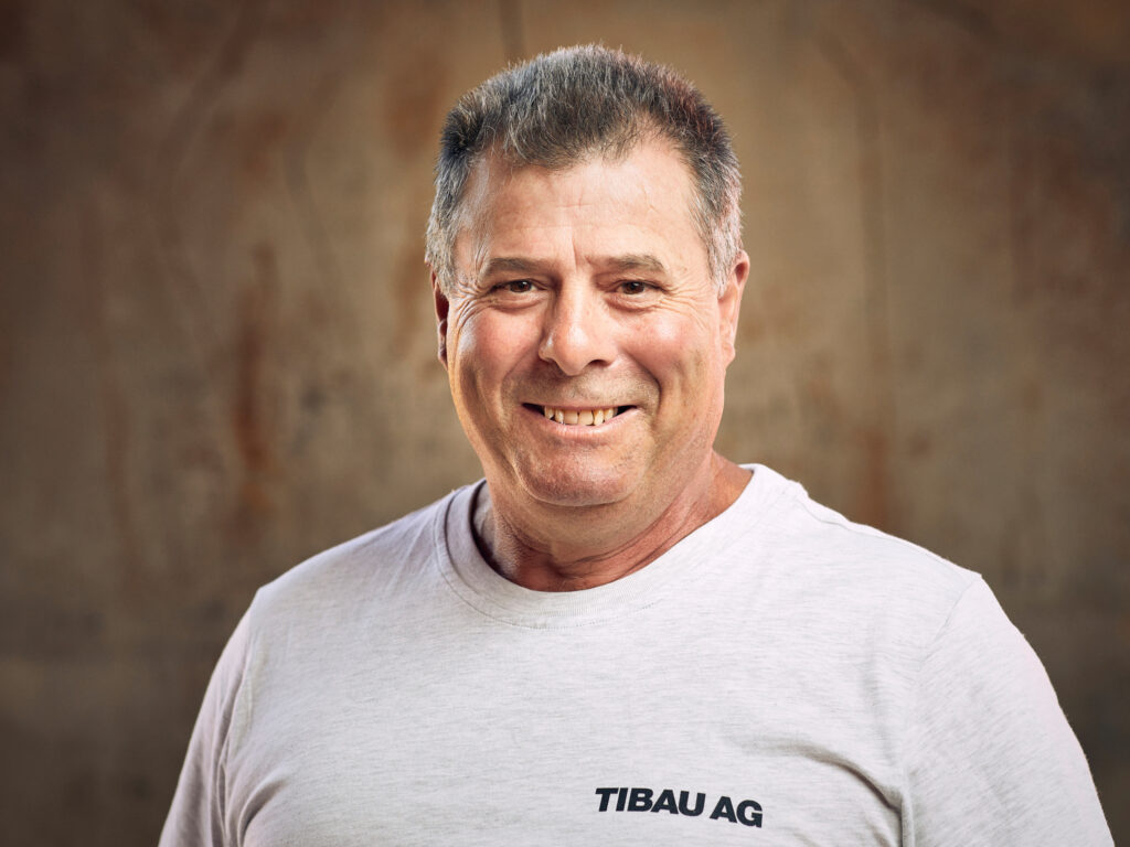 Portraitsmitarbeitendetibau 19