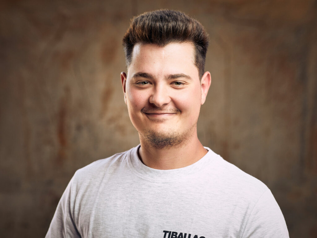 Portraitsmitarbeitendetibau 20