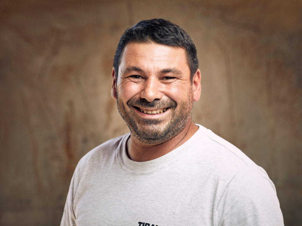 Portraitsmitarbeitendetibau 30