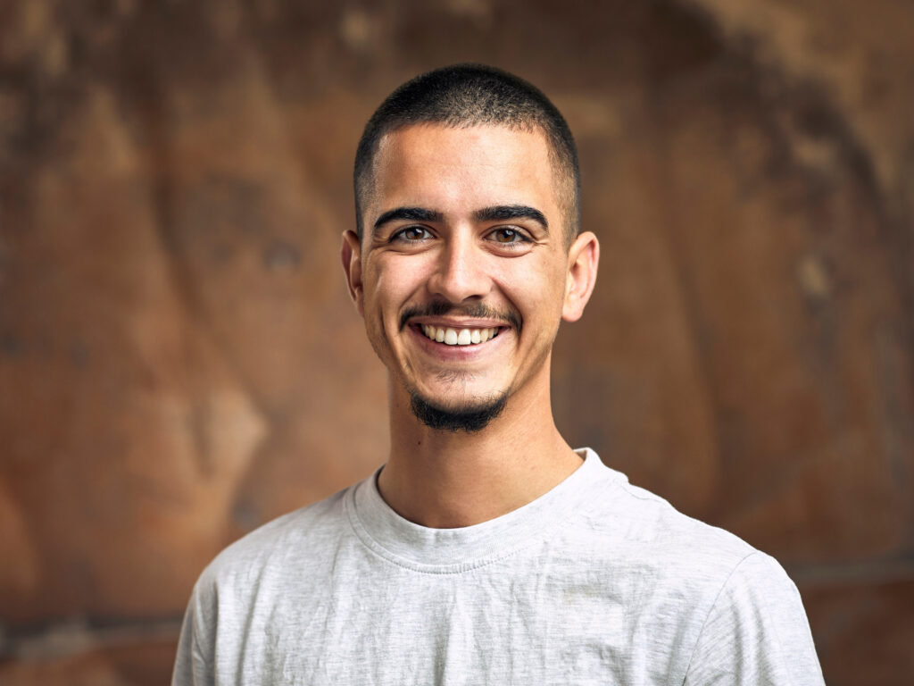 Portraitsmitarbeitendetibau 33