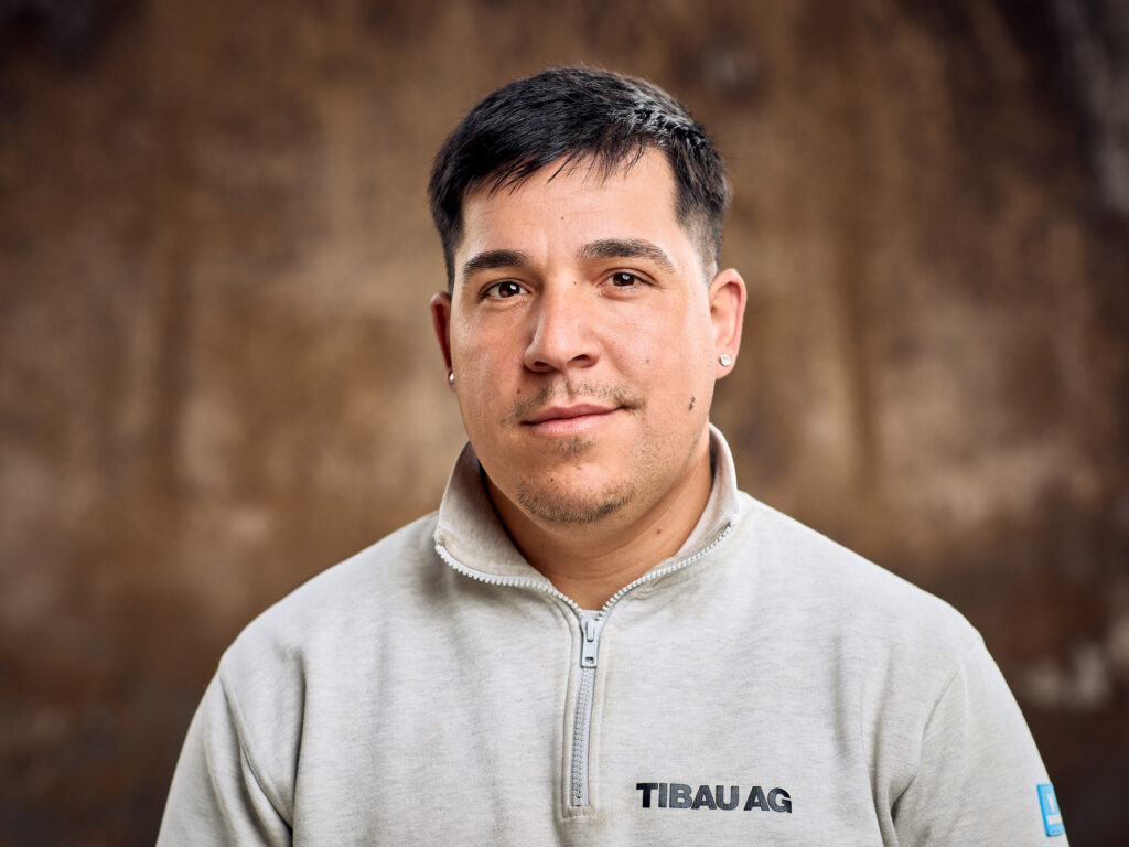 Portraitsmitarbeitendetibau 41