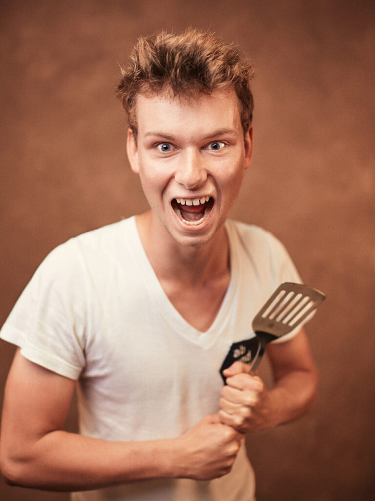 KuenstlerportraitAbUndZufaellig